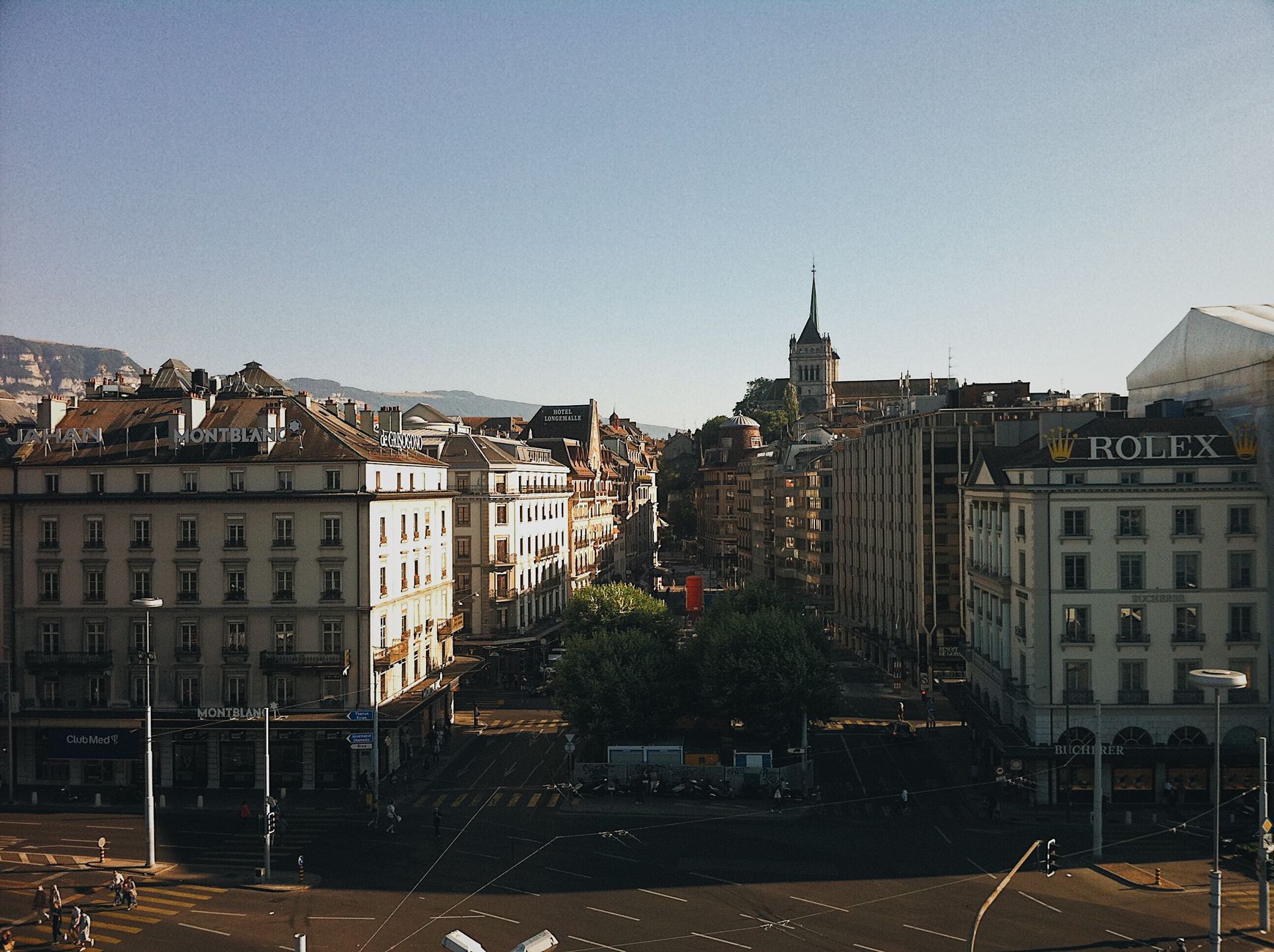 Congés massifs après rachats d'immeubles : Genève face à la spéculation locative